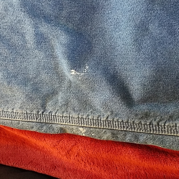 Carhartt Men's flannel lined work jeans. - Picture 2 of 3